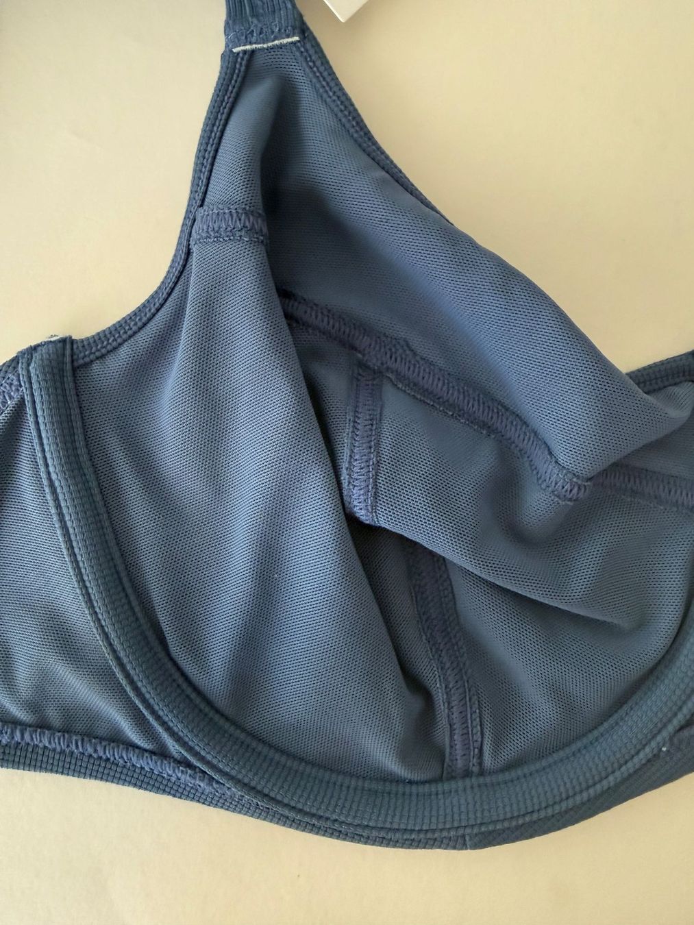 Triumph Badekleider & Bikinis: TRIUMPH, Bikini-Top SUMMER GLOW, Grösse 44D, Farbe Blau – Neu und originalverpackt aus Rudolfstetten von gst_g7xl 4