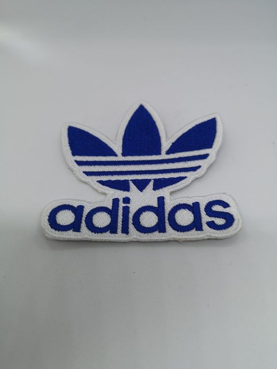 Toppe: Retro Adidas Patch zum aufbügeln – Nuovo (secondo la descrizione) da Rüegsauschachen venduto da Solex-Driver