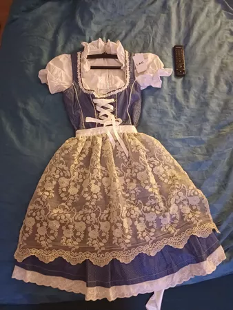 Komplett-Dirndl „Kleinwalsertal“ in Blau (grösse 34)