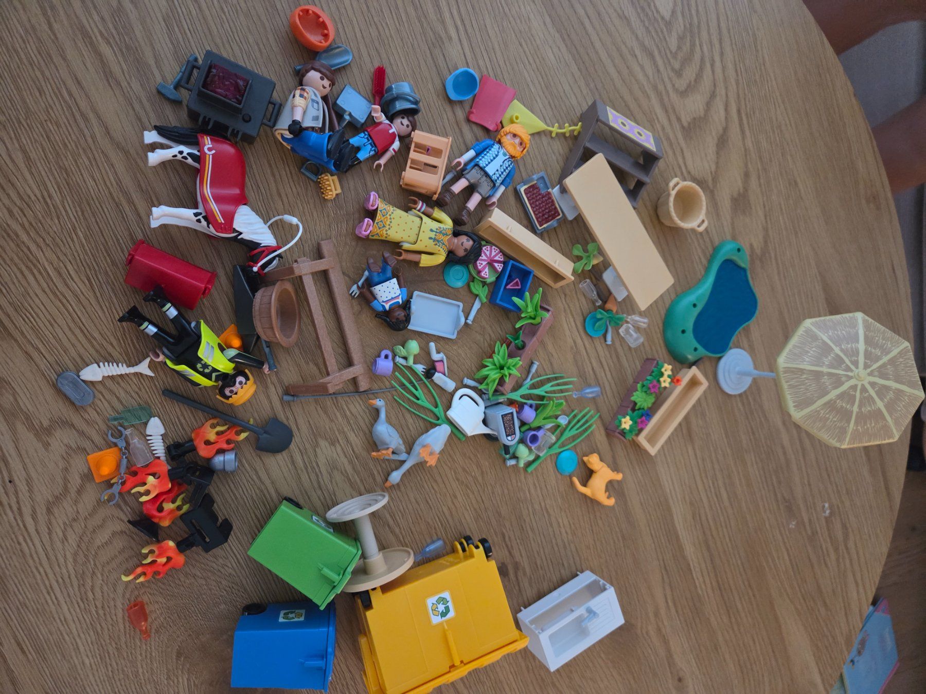 Playmobil Jouets: Lot playmobil – D'occasion à Founex par jen_hb65