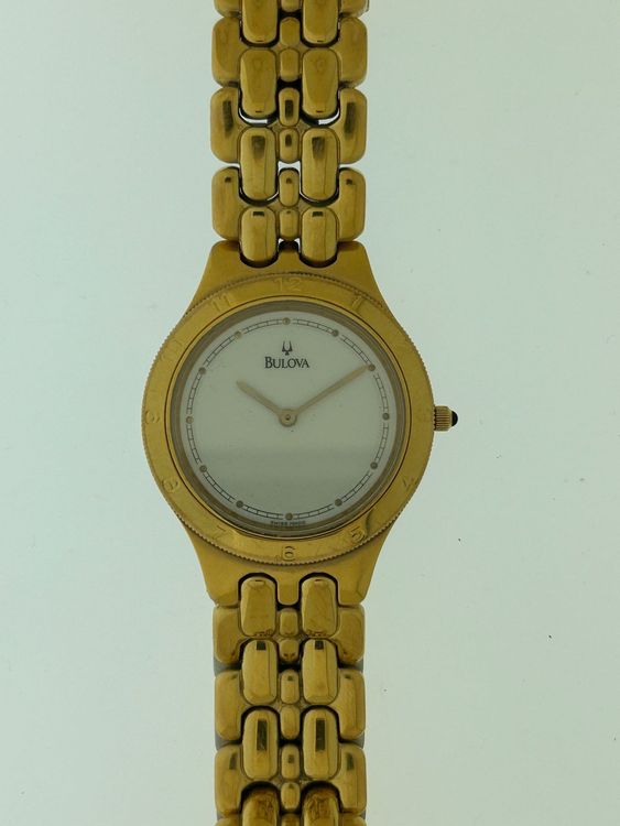 2 Montres Femme Bulova Anciennes - Pour Pièces Ou Réparation, Vendues En L'état