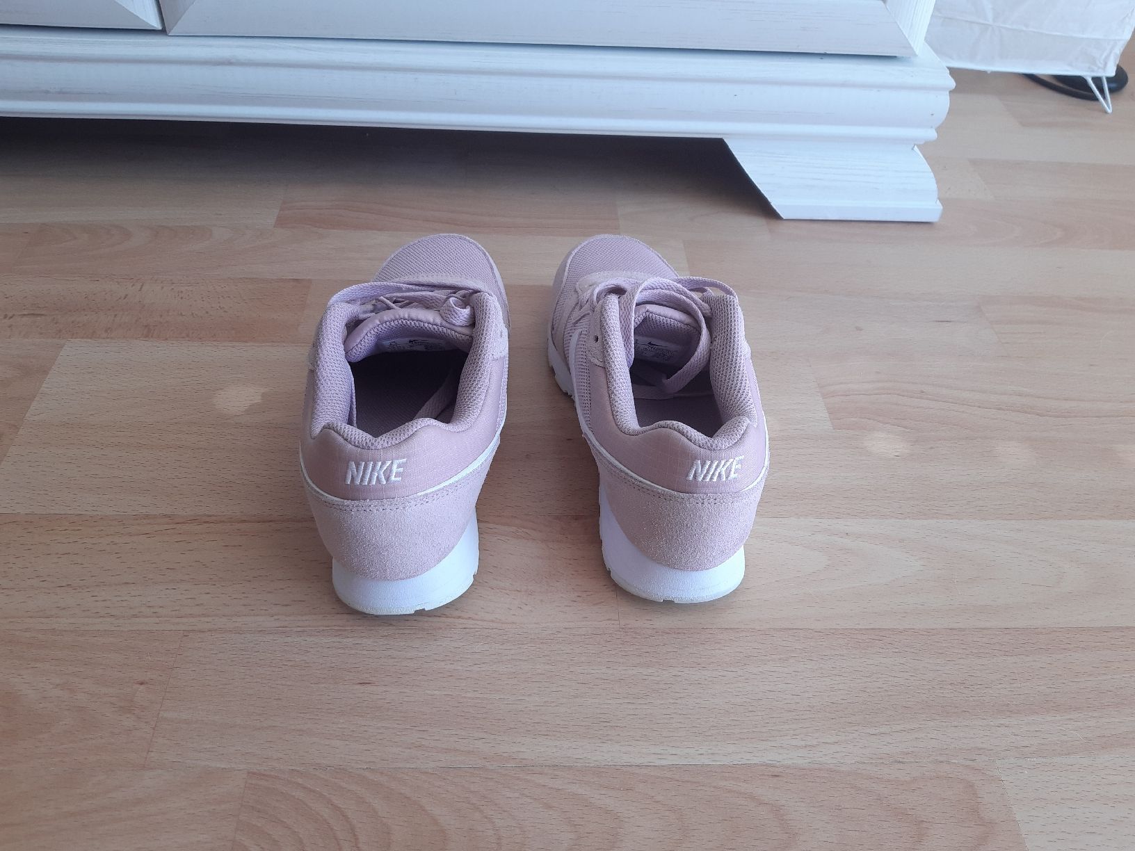 Nike Scarpe da donna: Nike MD Runner 2, Sneaker, 37.5, rosa / pink – Nuovo (secondo la descrizione) da Matzingen venduto da mes84 4
