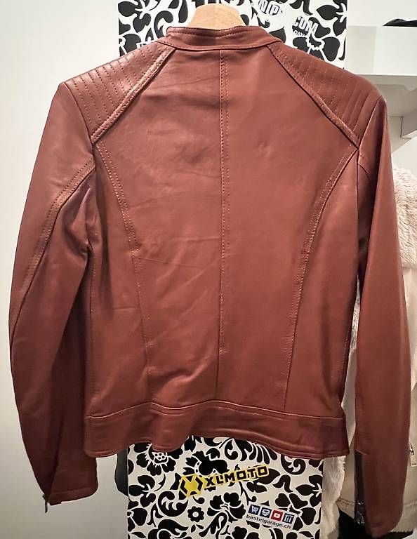 Giacche: Damenlederjacke – Usato da Zuchwil venduto da ela0110 1