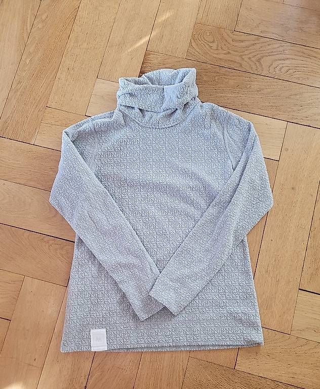 Pullover & Sweatshirts: Rollkragenpullover Wedze in S – Gebraucht aus Bern von jud_7ct5