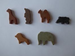 6  kleine Wildtiere aus Holz, Albisbrunn