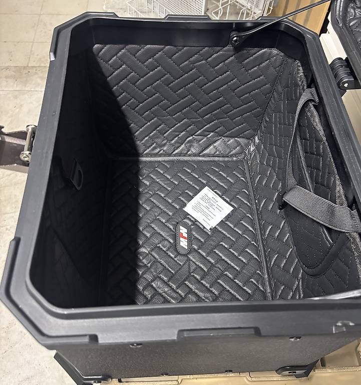 Topcase: Bauletto per moto universale – Usato da S. Antonino venduto da luc_n86v 4