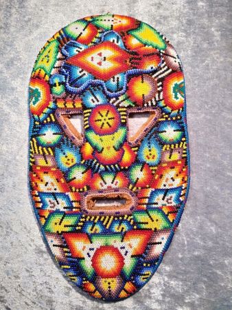 Sehr schöne original Huichol Perlenmaske mit Peyote-Symbolen