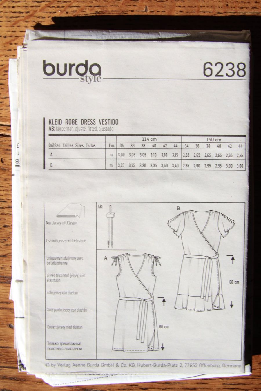 Schnittmuster: Burda easy Kleid – Neu (gemäss Beschreibung) aus Meiringen von Dunkel1 1