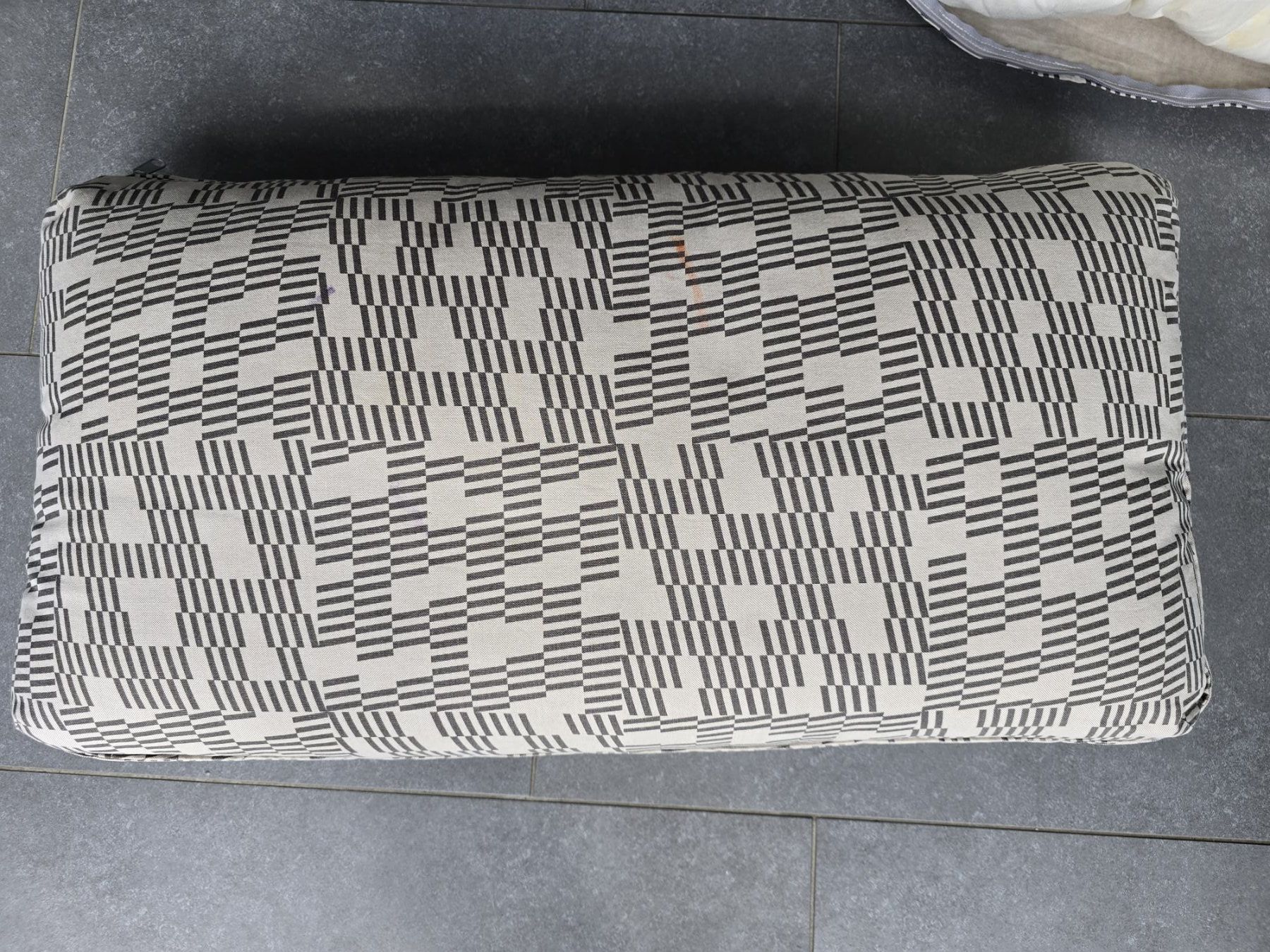 Ikea Cuscini: IKEA Vallentuna 3 Kissen – Usato da Hausen AG venduto da Vugri 2