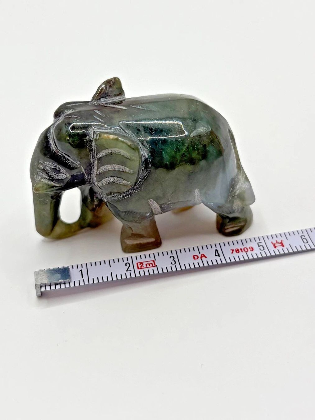 Statuette: Éléphant sculpté pierre verte type jade / Elefant Jade-Typ – Usato da Prilly venduto da mqlr_42 7