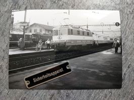SBB Re 4/4 II Nr. 11133 "Swiss Express"- Baden - Foto