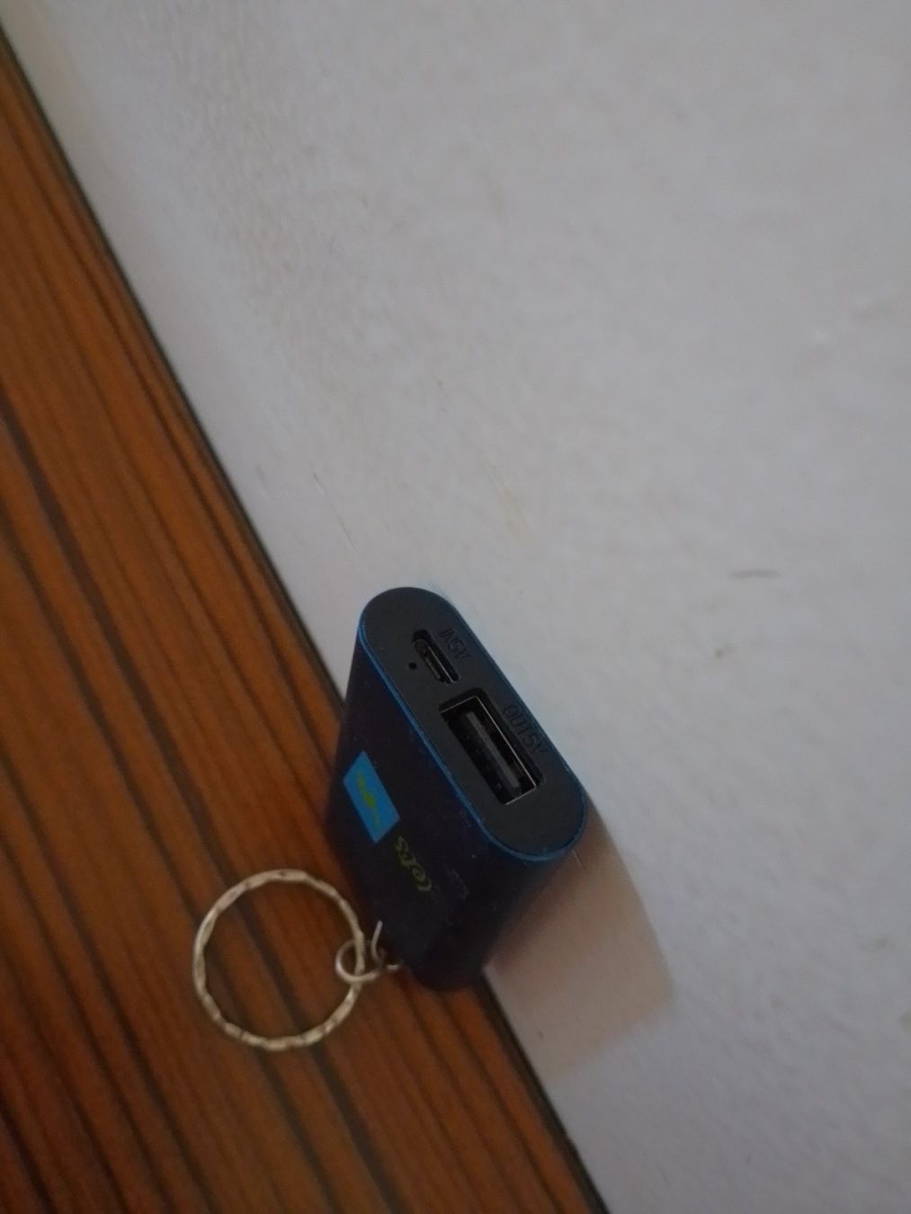 Akkus: 1 chargeur camel.ch – Gebraucht aus yverdon-les-bains von polochristophe 2