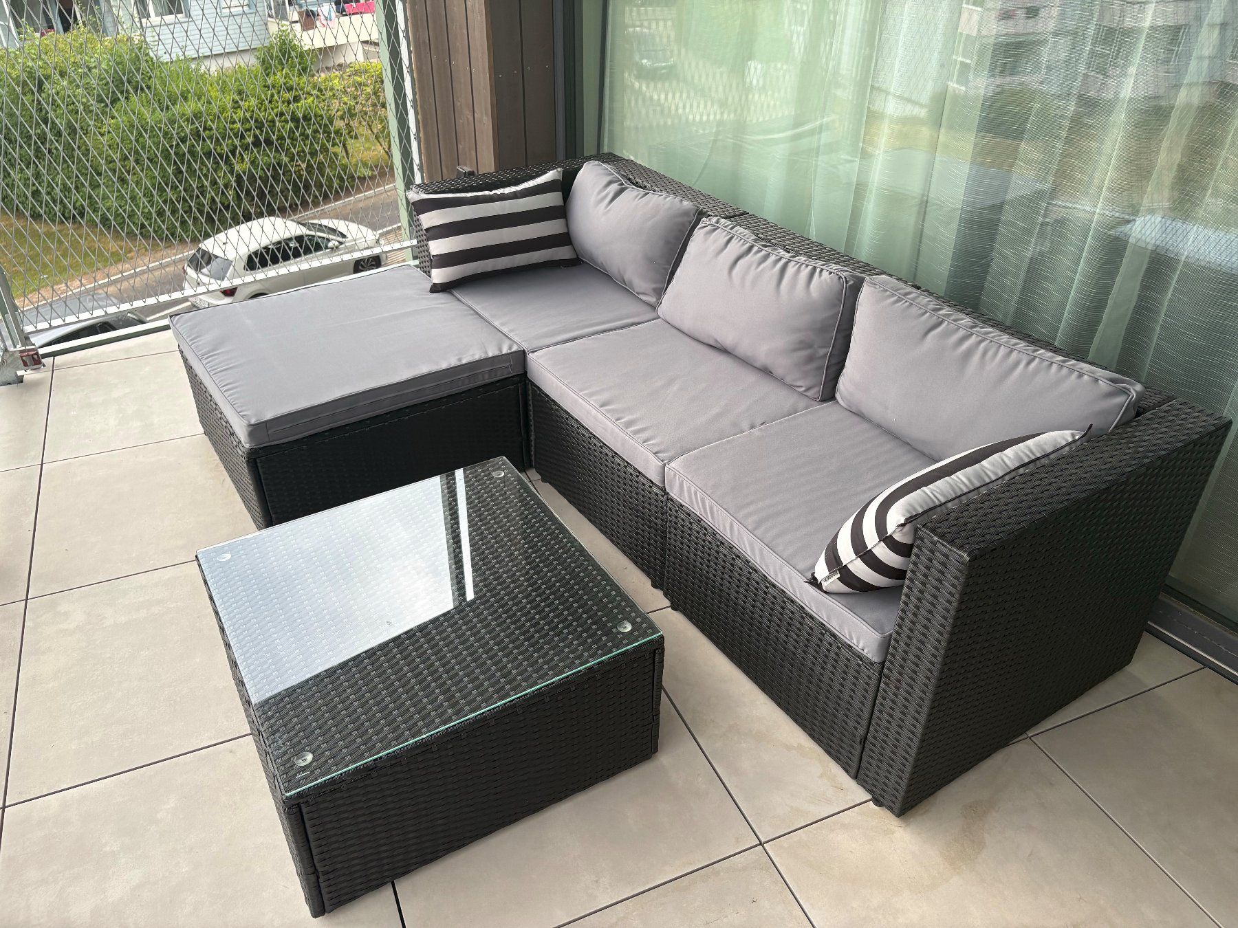 Sofas: Rattanlounge schwarz – D'occasion à Uster par cha_h8xj 2