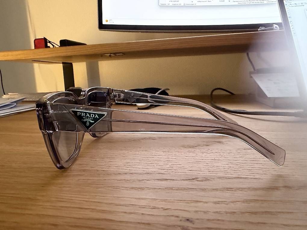 Occhiali & Lenti: Prada Sonnenbrille NEU – Nuovo e nell'imballaggio originale da Lausen venduto da nik_8rnn 1