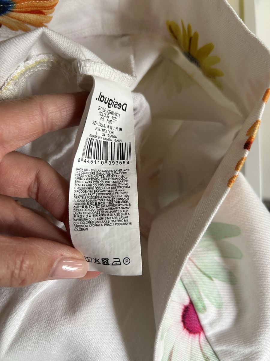 Desigual Vestiti: Robe Desigual imprimé fleurs blanc taille L courte – Usato da Miège venduto da Melaso 4
