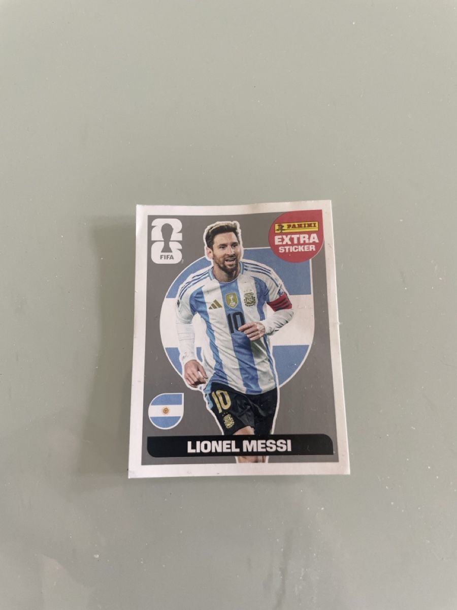 Panini Cartes à collectionner: Lionel Messi extra Sticker sliber – Neuf avec emballage d'origine à Triengen par Dani71