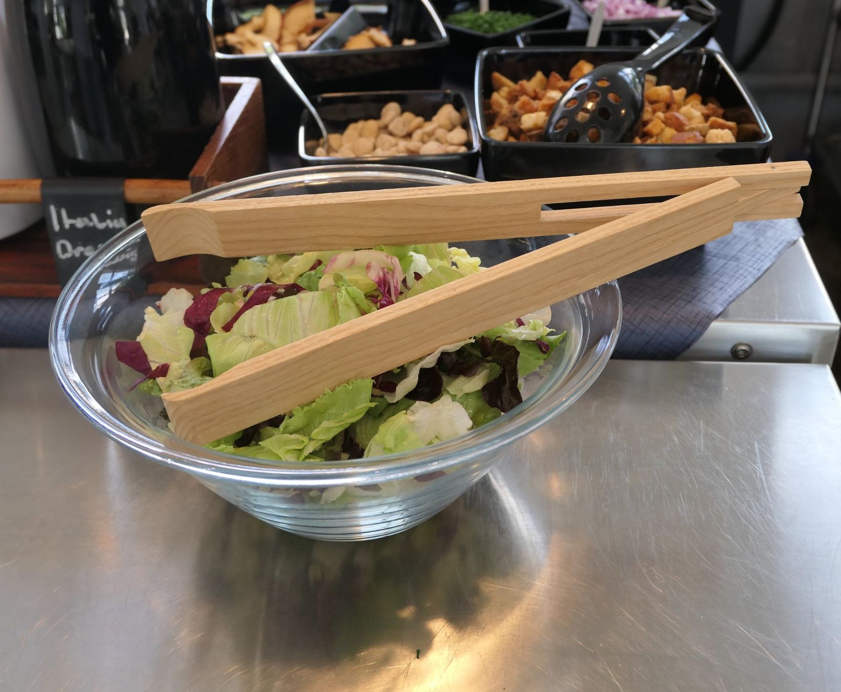 Elettrodomestici da cucina: Handgefertigte Salatzange aus Esche – Nuovo (secondo la descrizione) da Münchenstein venduto da VSPBL-Verkauf 2