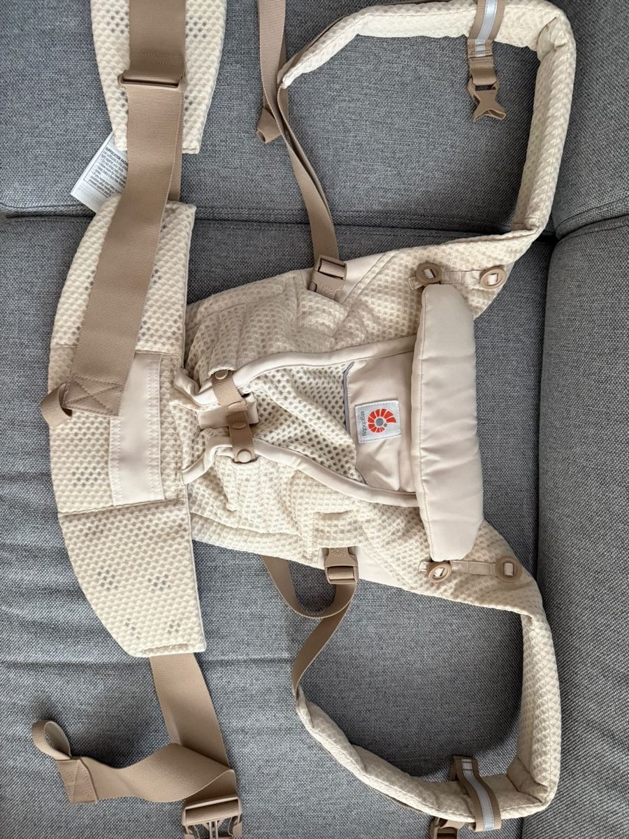 Ergo Baby Porte-bébés ventraux & dorsaux: Ergobaby Adapt - Soft flex mesh natural beige – Neuf (Voir description) à Grüningen par Sidik.secic