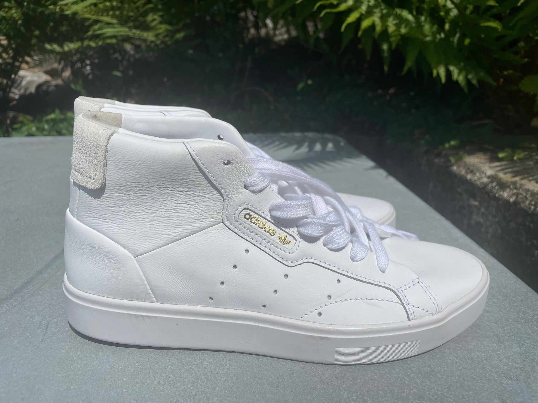Adidas Scarpe da donna: Adidas Schuhe Grösse 36 2/3 – Nuovo e nell'imballaggio originale da Hochdorf venduto da jayayoga