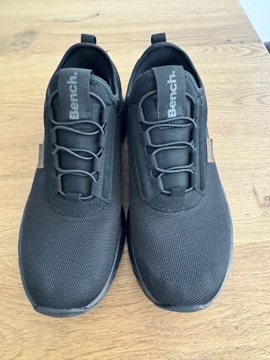 Herrenschuhe: Bench Schuhe  – Neu (gemäss Beschreibung) aus Tafers von xhe_wnm6 1