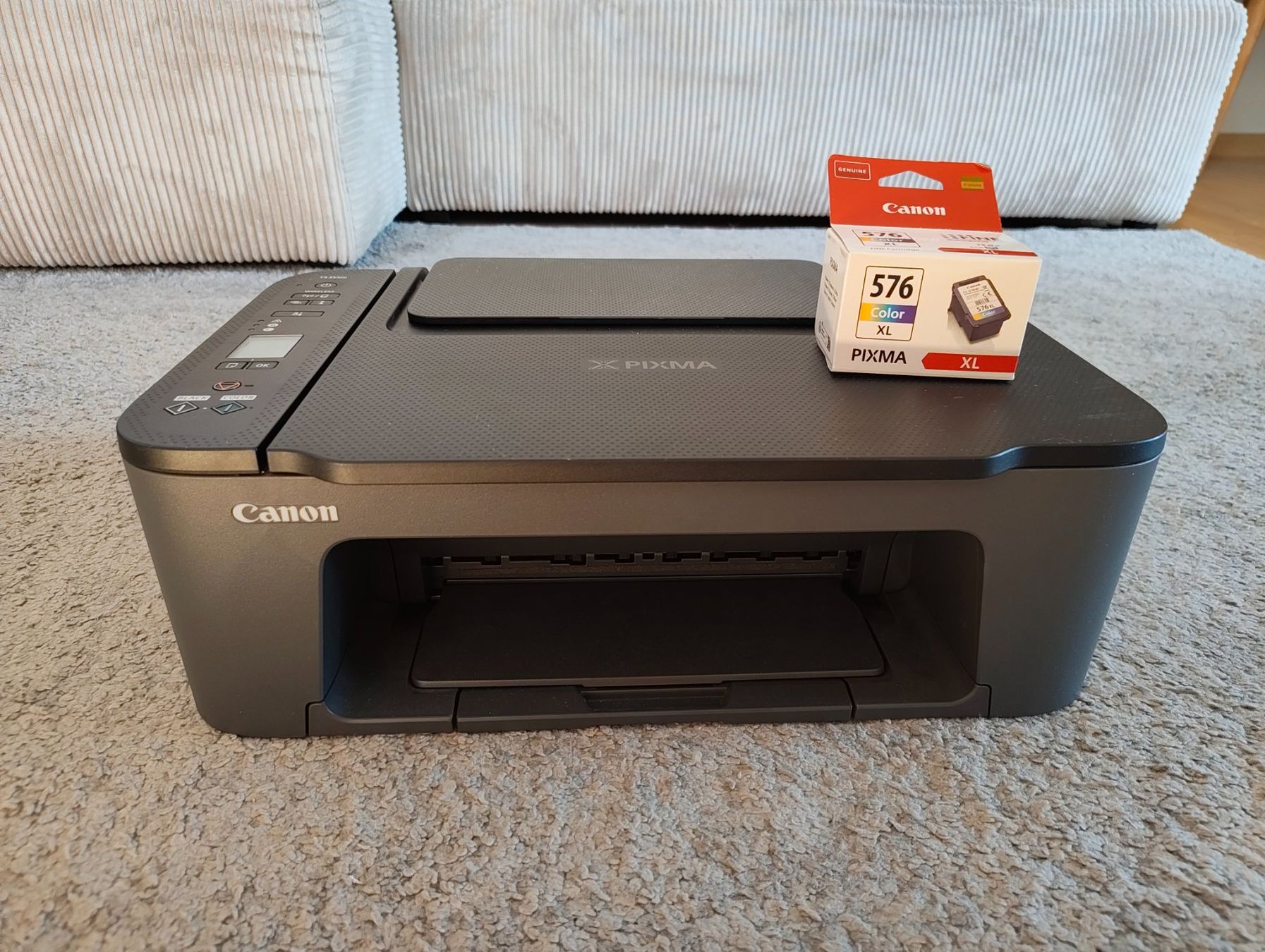 Canon Drucker: Canon Pixma mit voller Farbpatrone – Gebraucht aus Basel von enilorac04