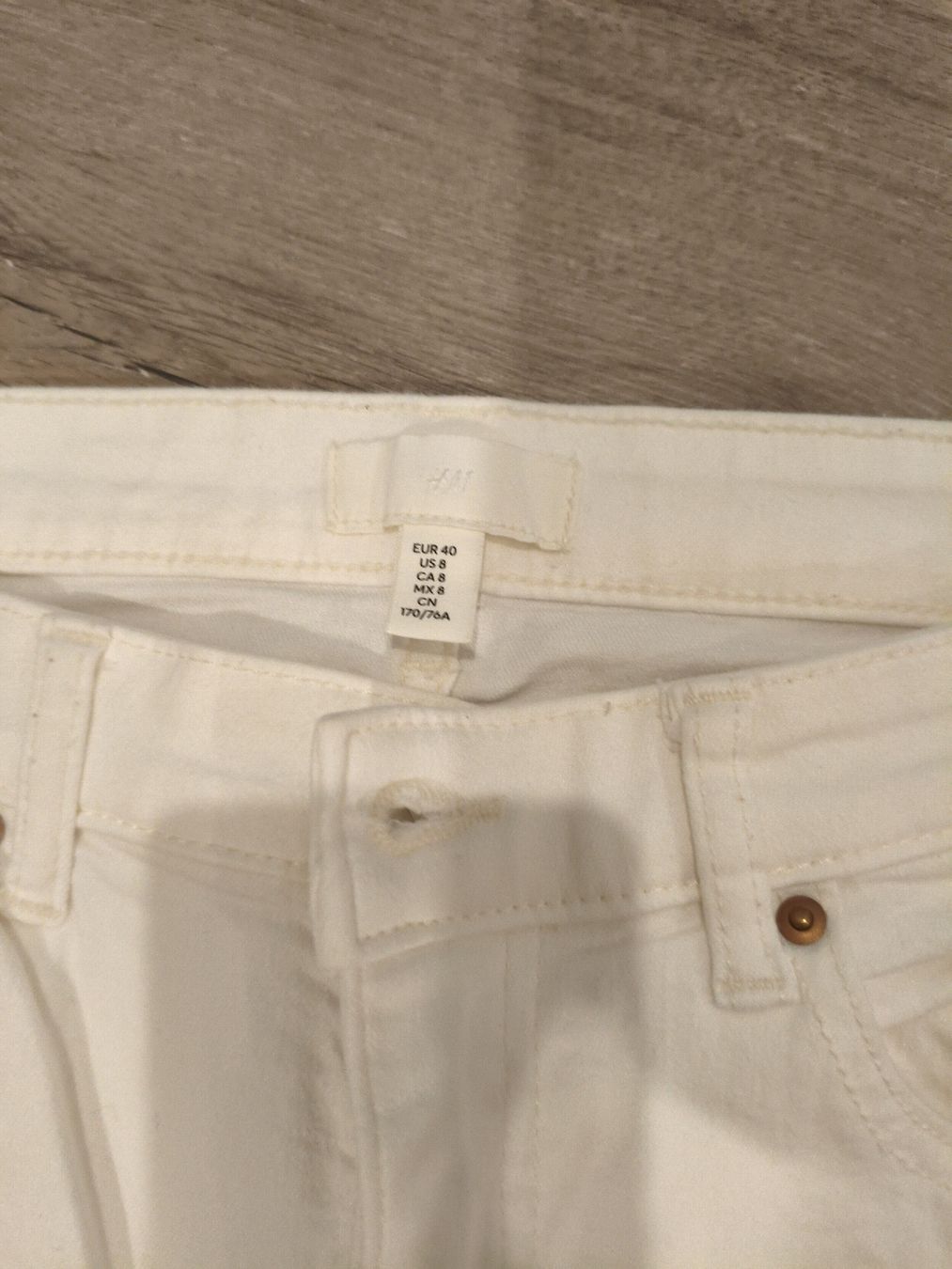 H&M Jeans: jeans 👖 – Usato da Bioggio venduto da OresteIronix