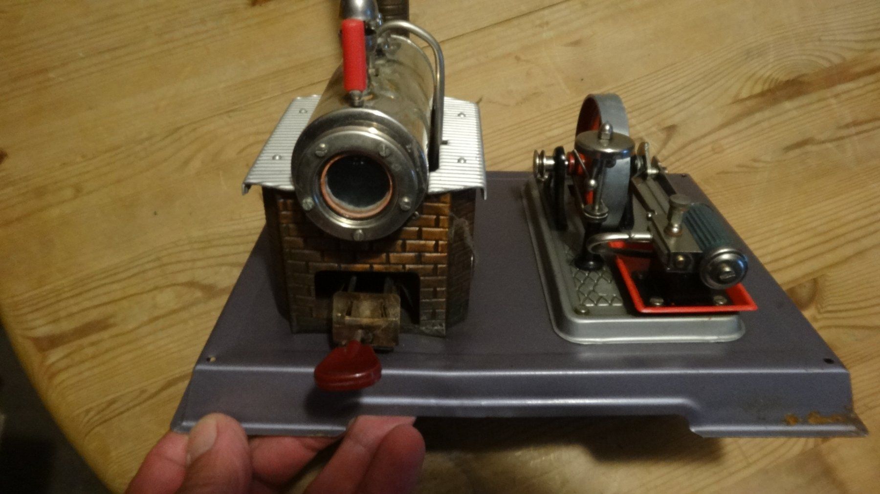 Wilesco Kit di modellismo & Modellini statici: Wilesco  Machine à vapeur ancienne – Usato da Rebeuvelier venduto da falcon58 1