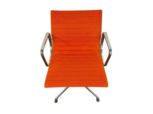 Vitra Sedie: Eames Vitra EA 108 Drehstuhl – Usato da Basel venduto da D.plus 5