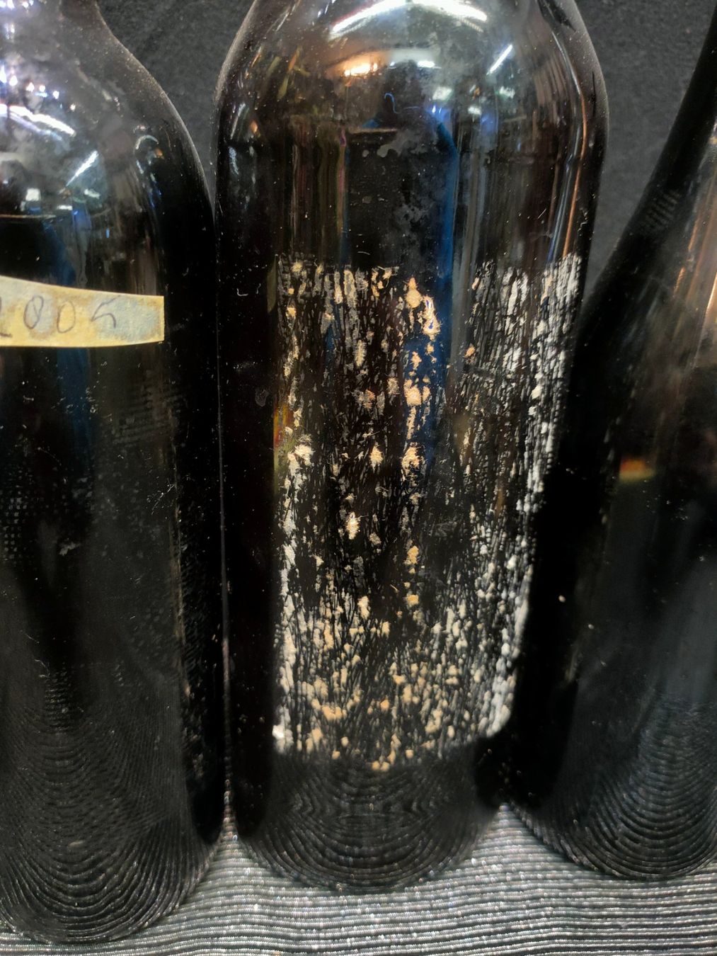 Spirituosen: LOT DE 3 BOUTEILLES SURPRISES – Gebraucht aus Genève von Leboucheoreilles 3