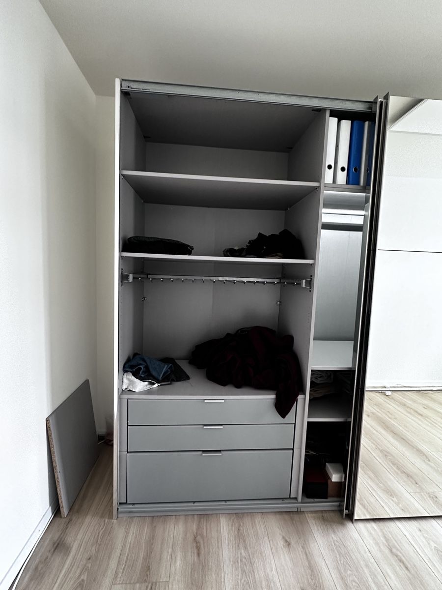 Armadi: Schiebetürschrank – Usato da Wettingen venduto da jun_y2h6 3