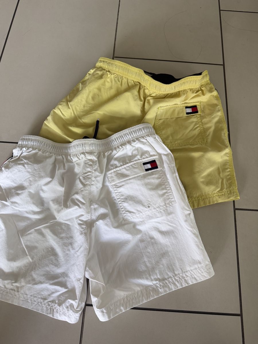 Tommy Hilfiger Badehosen: 2 Badehosen Tommy hilfiger  – Gebraucht aus Neerach von the_modern_mini 2