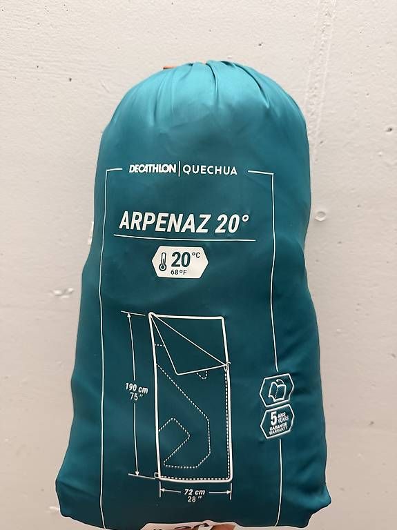 Sacchi a pelo: Sleeping bag - Decathlon Quechua Arpenaz 20° – Usato da Thalwil venduto da roo_2ljb