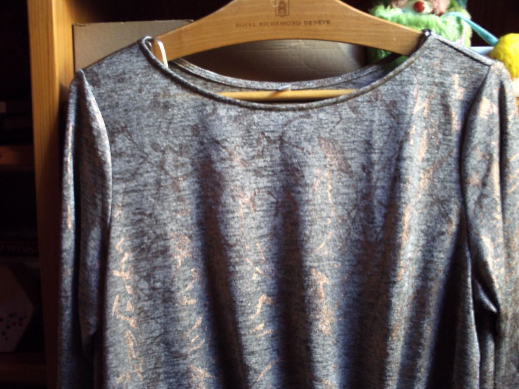 Magliette Polo: Pull Satiné T.4 – Nuovo (secondo la descrizione) da Grône venduto da Cramouze 1