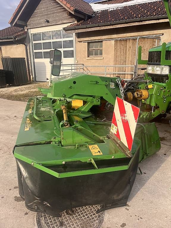 Tutte le macchine: Frontscheibenmähwerk – Usato da St-Ursanne venduto da sil_zg5w