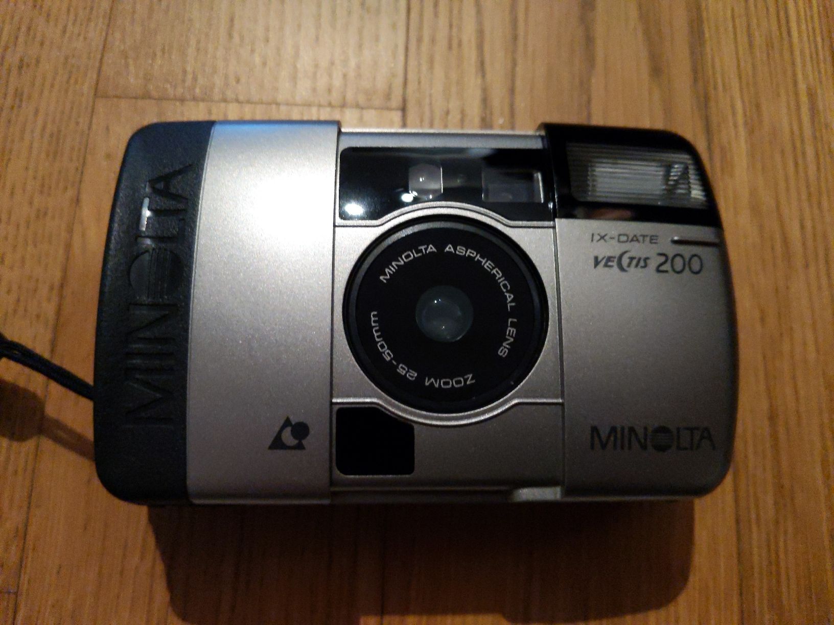 Minolta Fotocamera: Minolta Vectis 200 Xi-Date Kompaktkamera mit Tasche – Usato da Hauptwil venduto da ins_8rv7 1