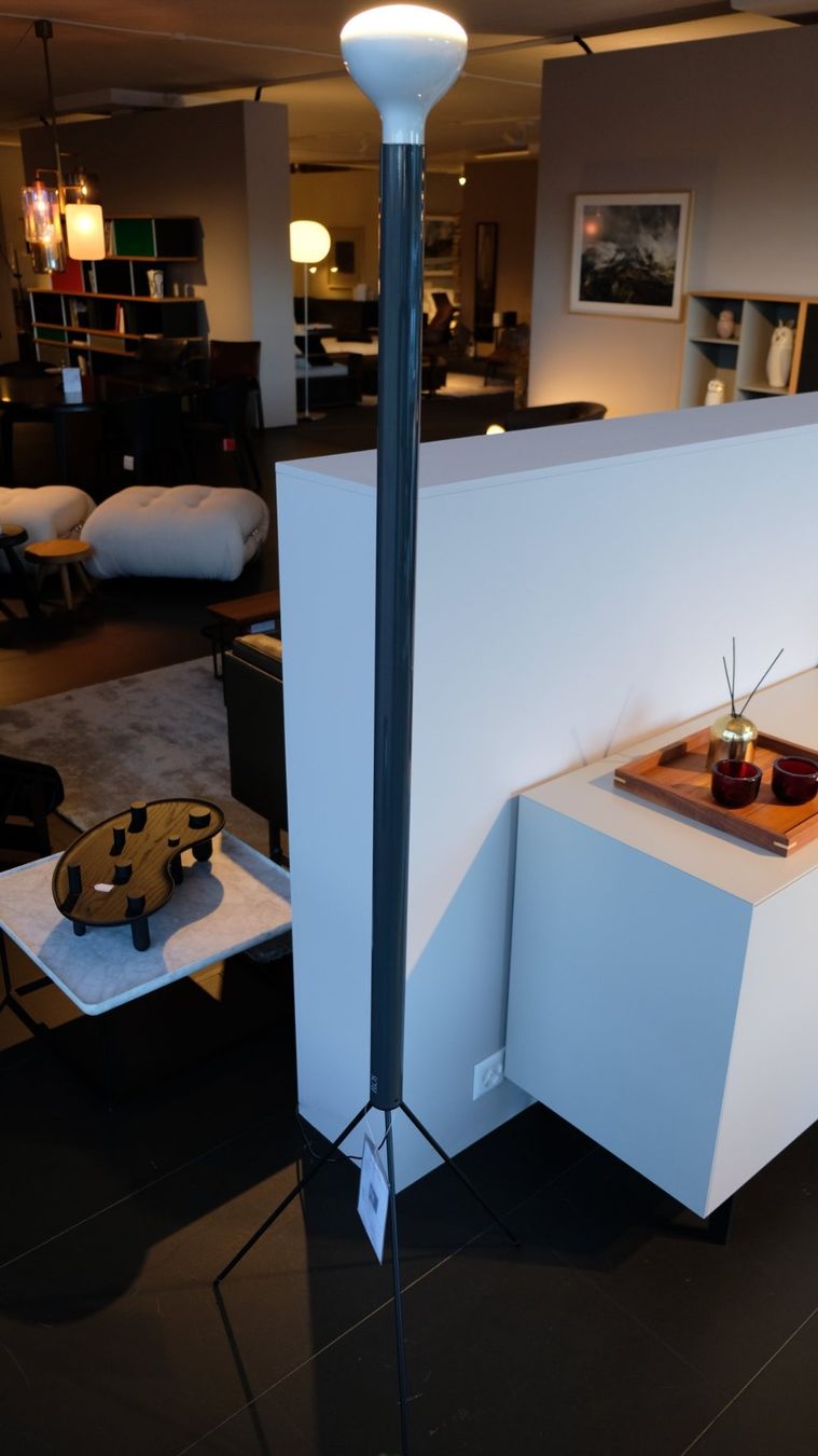 Flos Lampade: Stehleuchte Luminator, Flos – Nuovo (secondo la descrizione) da Kriens venduto da AmreinWohnen 2
