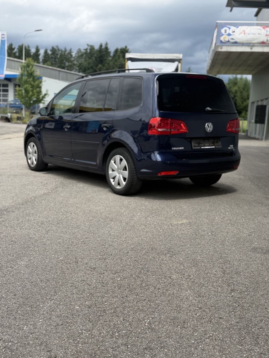 VW Automobili: Vw Touran  – Usato da Wolfwil venduto da nh.michelle03 2