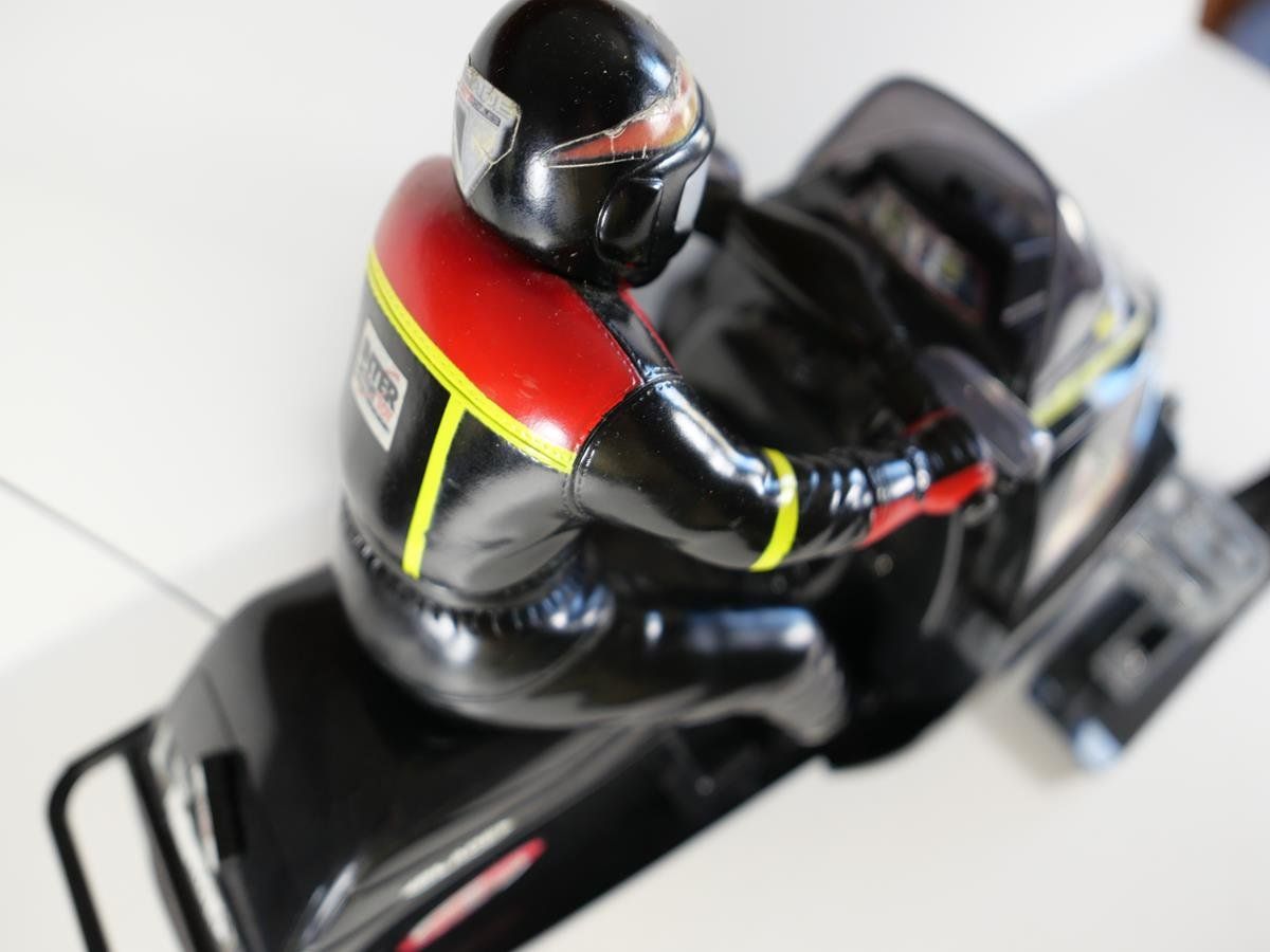 Modellismo RC: Interactive Toys Hylander Snowmobile RC 48cm – Usato da Bern venduto da ToysPlusVintage 5