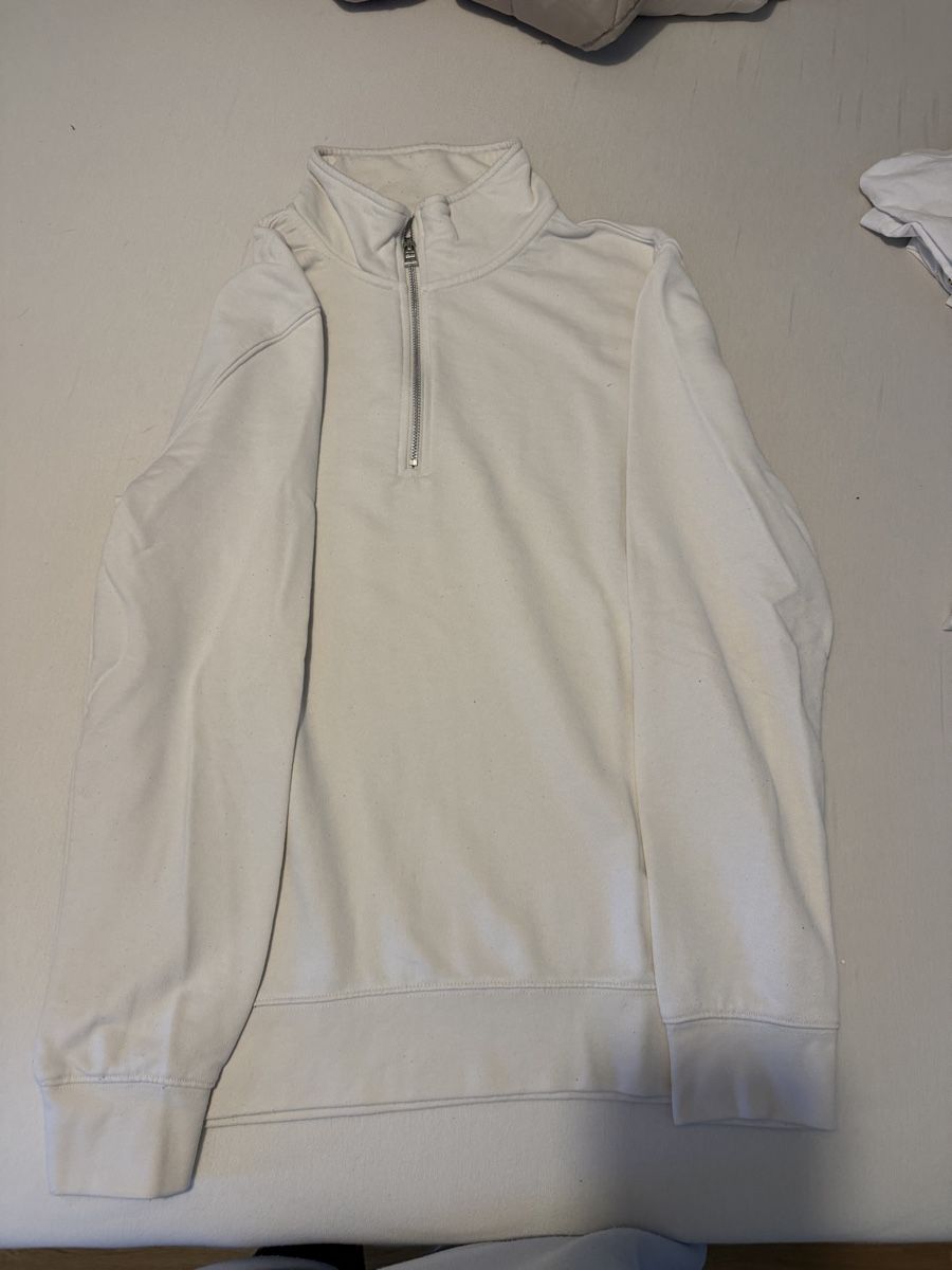 Maglioni & Felpe: 3 Pullover grössen auf den Bilder – Usato da Basel venduto da Fabiio94 1