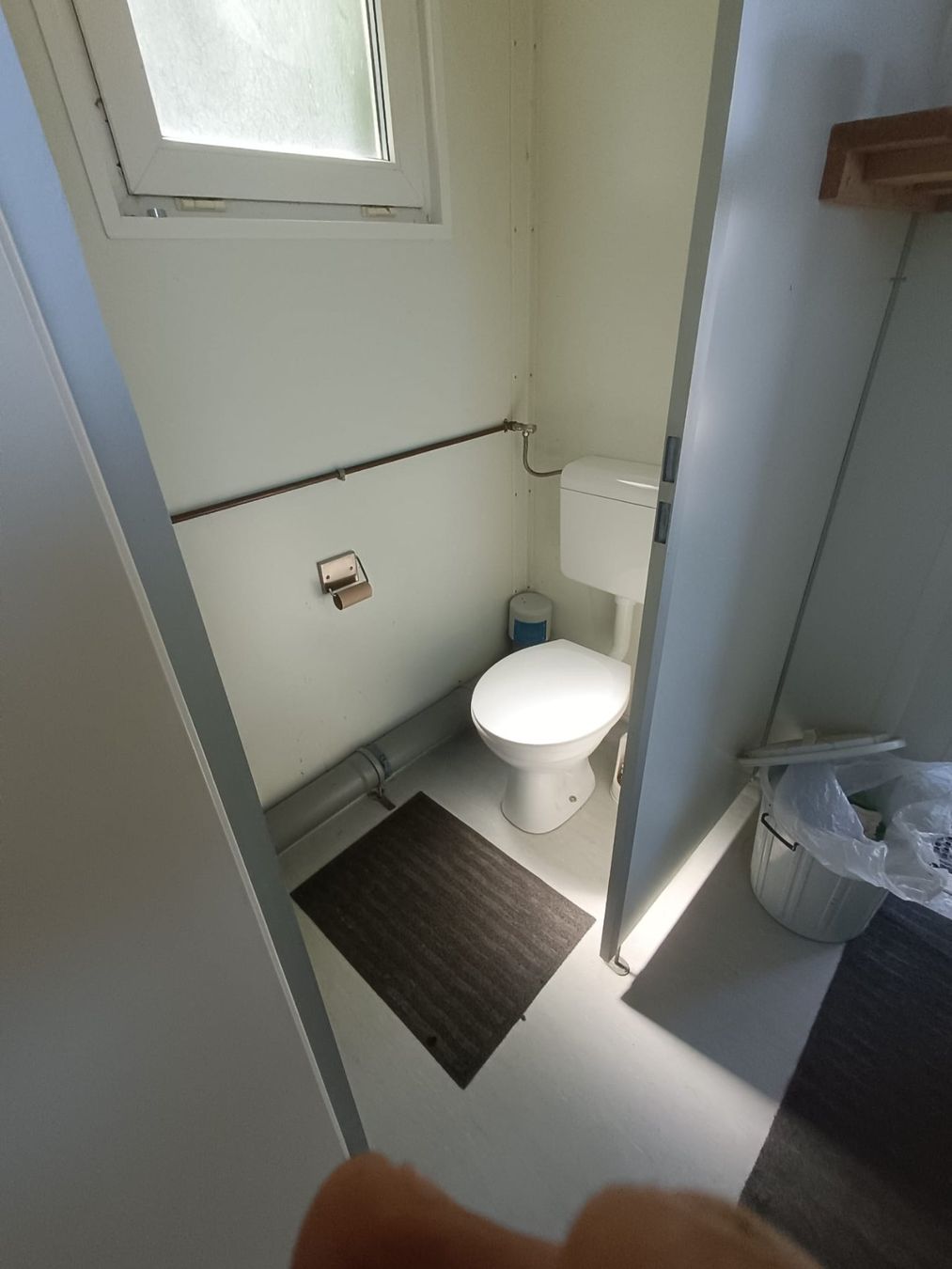 Contenitori edile: 7  Wohn/Sanitärcontainer gebraucht Preis 2700-3500chf – Usato da Stettfurt venduto da sz8_6dk5 3