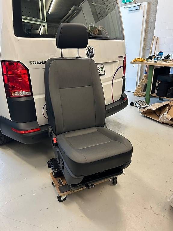 Toutes les pièces auto: VW T6 Fahrersitz – D'occasion à Oberuzwil par Daenael 3
