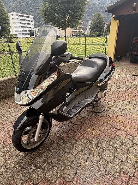 Scooters: Piaggio X 8 200ccm – Gebraucht aus Castione von TeoMony82 1