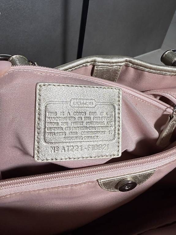 Borse da donna: Coach Tasche  – Usato da Dällikon venduto da Anna.s.45 3
