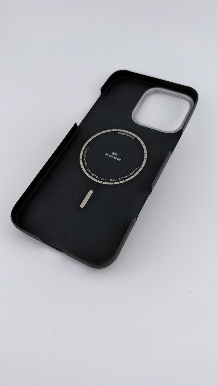 PITAKA MagEZ Case 5 iPhone 16 Pro Max Aramid MagSafe Hülle (Gebraucht ...