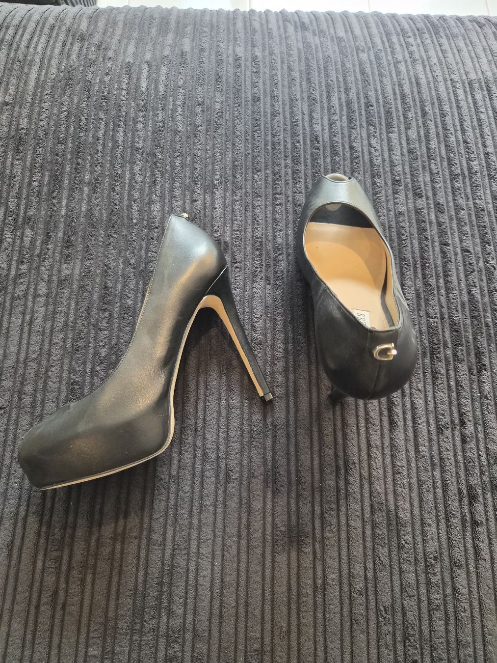 Guess Scarpe da donna: Guess Highheels – Nuovo (secondo la descrizione) da Volketswil venduto da SecondHanderia 1