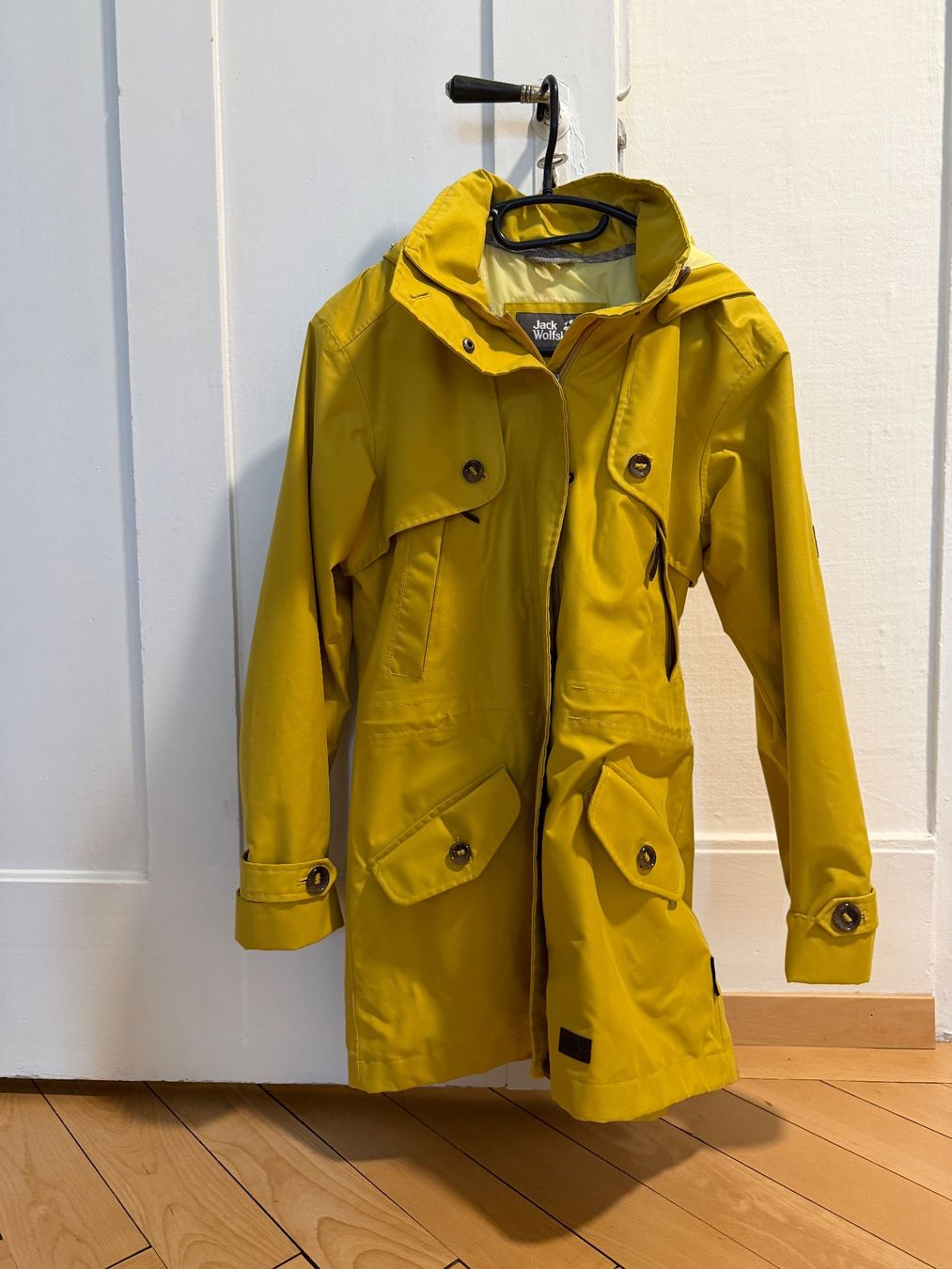 Jack Wolfskin Giacche: Regenmantel Jack Wolfskin – Usato da St. Gallen venduto da Fanie_28