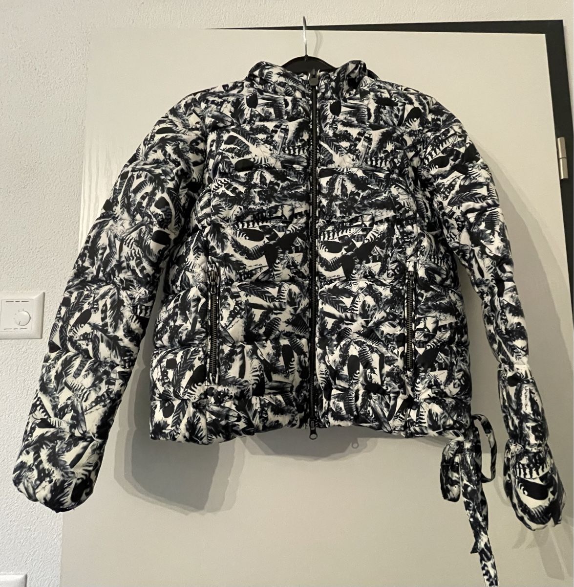 Colmar Vestes: Giacca COLMAR corta – Neuf (Voir description) à Muzzano par nat_x9hf