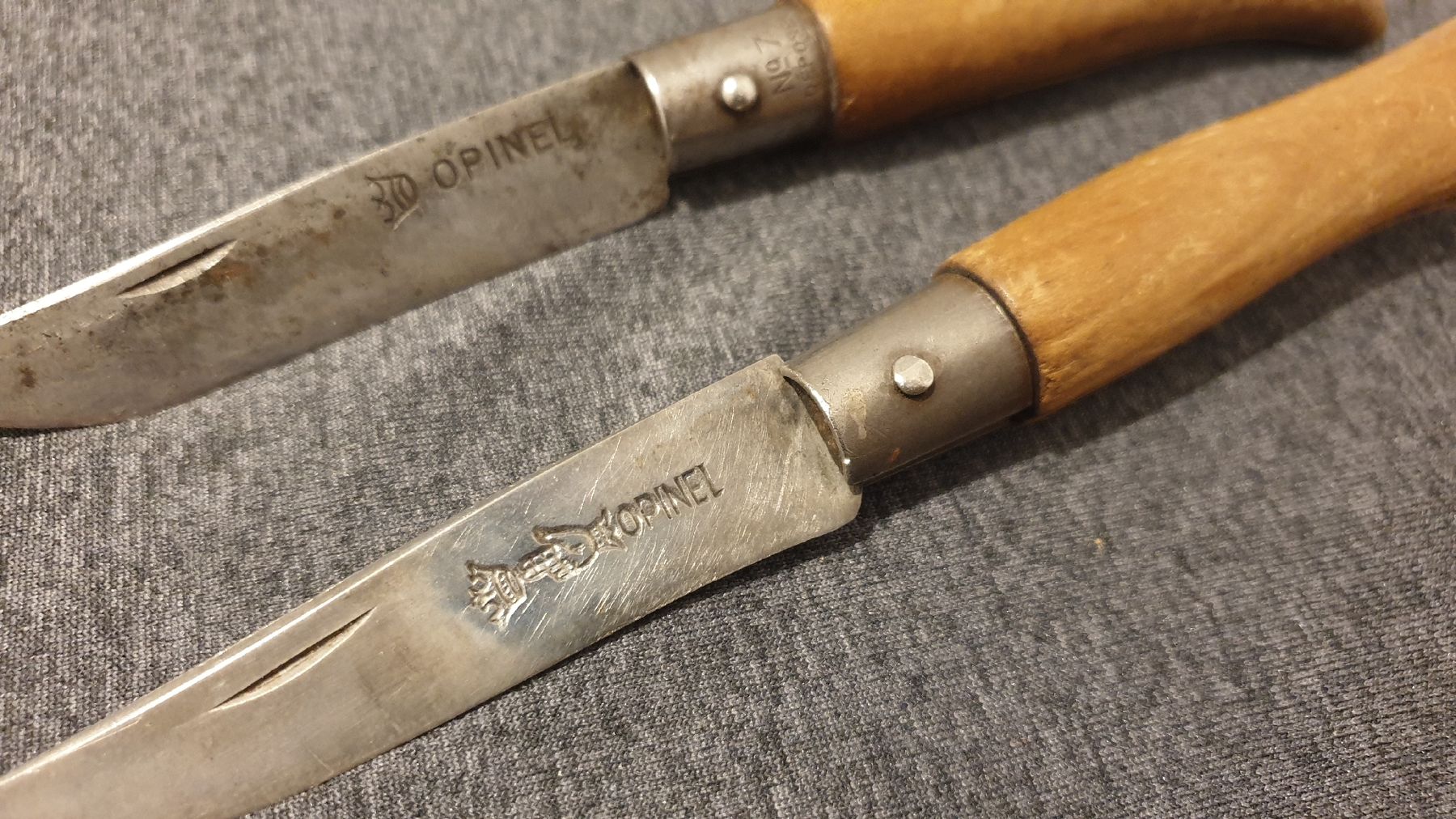 Opinel Couteaux de poche: 2x Sackmesser OPINEL – D'occasion à Saxonne (Ayent) par SnowRoof 3