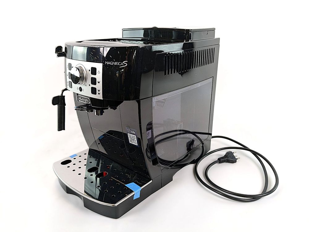 De'Longhi Macchine per caffè & Macchine per espresso: DE LONGHI Magnifica S (Schwarz) – Usato da Dintikon venduto da Restwert_Dintikon