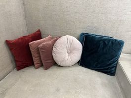 1x Cushion velvet cover +insert 🎀 Kissen Samtbezug +Füllung